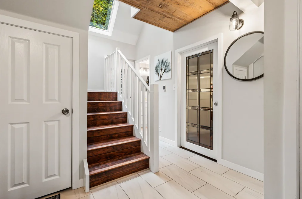 6326 ROCKWELL DRIVE, Harrison Hot Springs BC V0M 1A0, Harrison Hot Springs BC — Residential for Sale - Photo 2