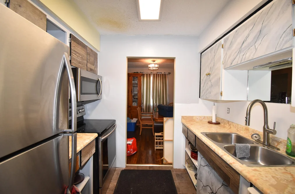 633 DOUGLAS STREET, Hope BC V0X 1L0, Hope BC — Residential for Sale - Photo 3