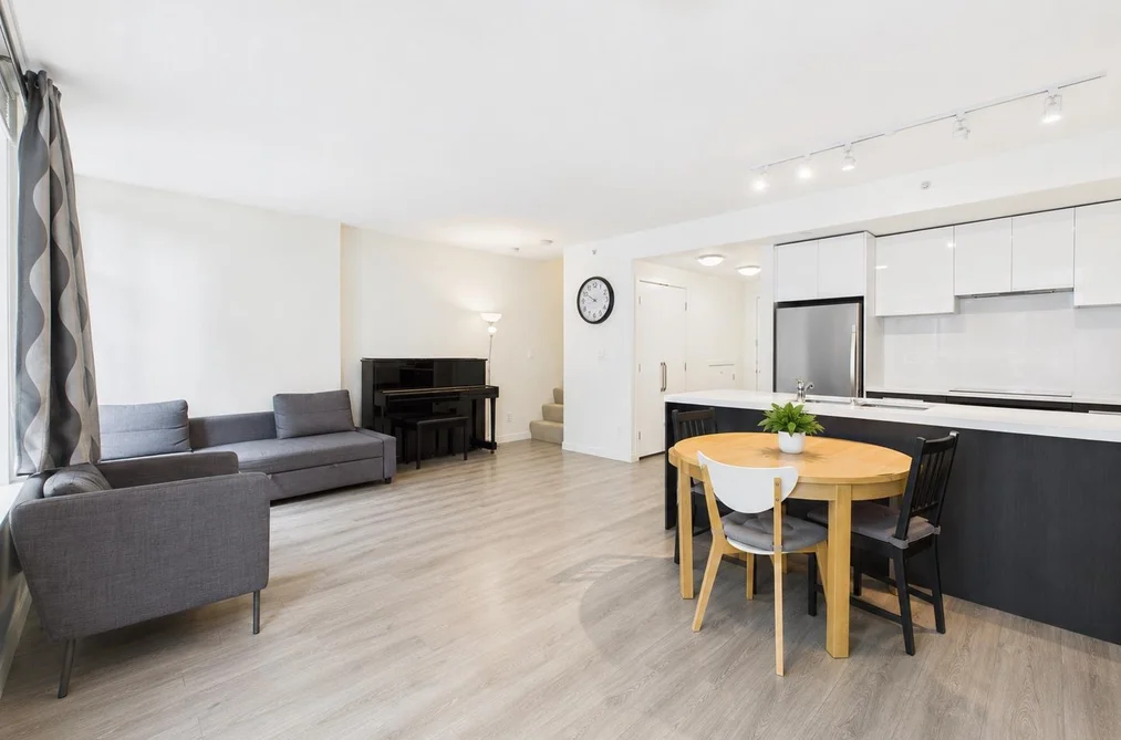 Condo for sale at 6335 Silver Avenue Burnaby British Columbia - MLS: R3163597