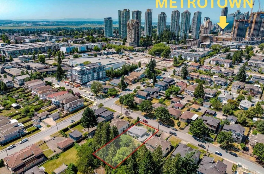 6338 SELMA AVENUE, Burnaby BC V5H 3R2, Burnaby BC — Residential for Sale - Photo 2