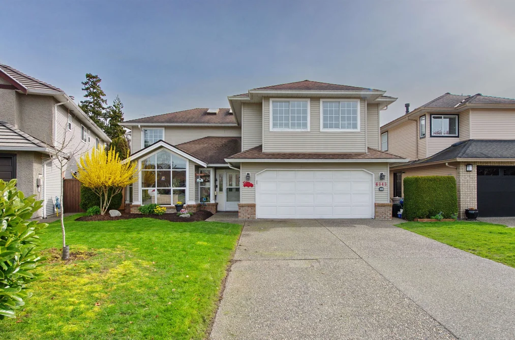 House for sale at 6343 Crescent Place Delta British Columbia - MLS: R3107533