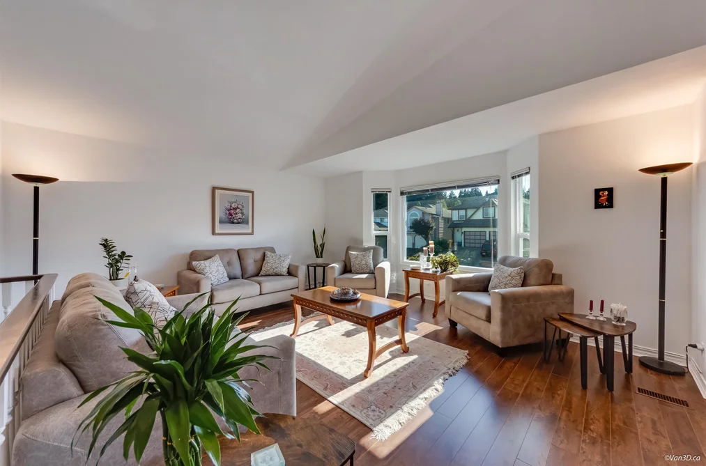 635 LOST LAKE DRIVE, Coquitlam BC V3C 5G4, Coquitlam BC — Residential for Sale — Photo 5 of 40