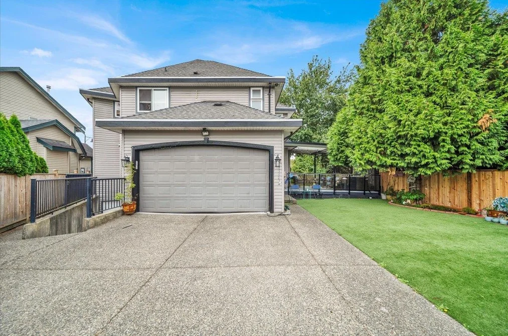 House for sale at 6358 167b Street Surrey British Columbia - MLS: R3164141