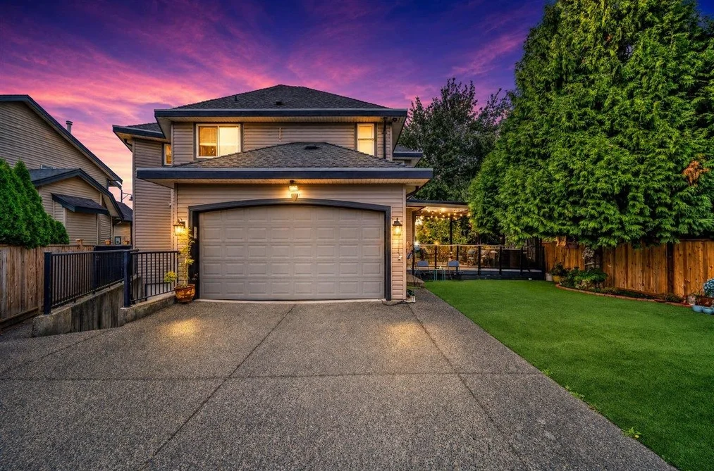 House for sale at 6358 167b Street Surrey British Columbia - MLS: R3164141