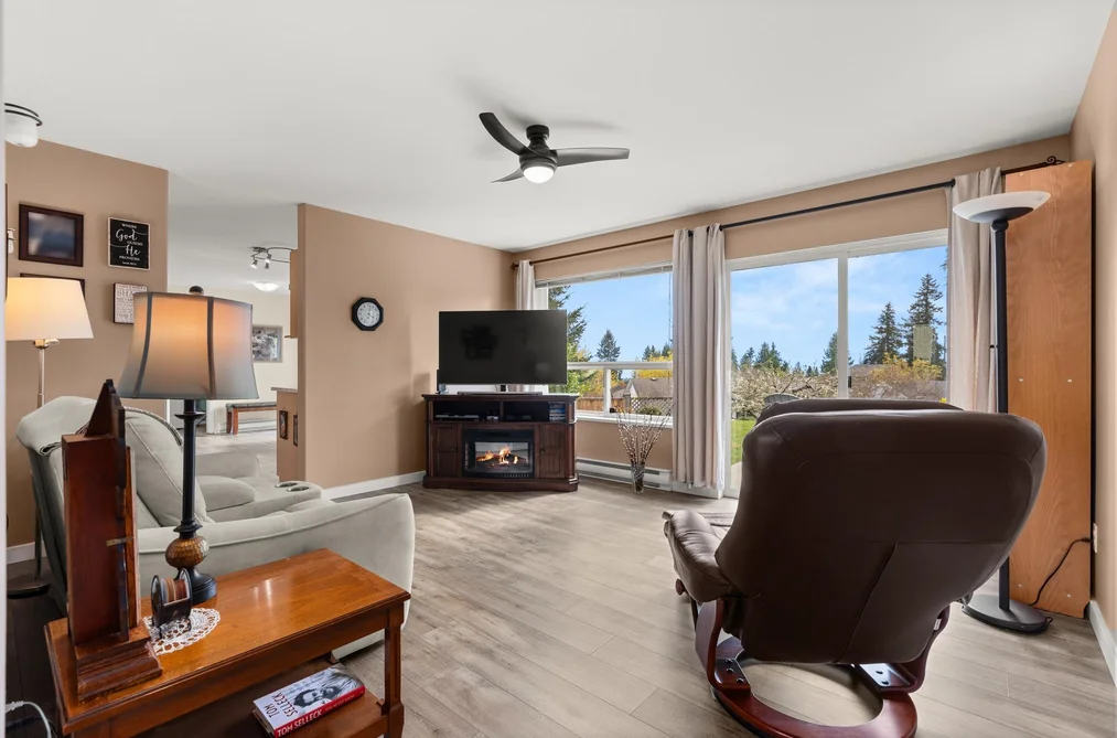 6365 HOMESTEAD AVENUE, Sechelt BC V7Z 0M7, Sechelt BC — Residential for Sale - Photo 7