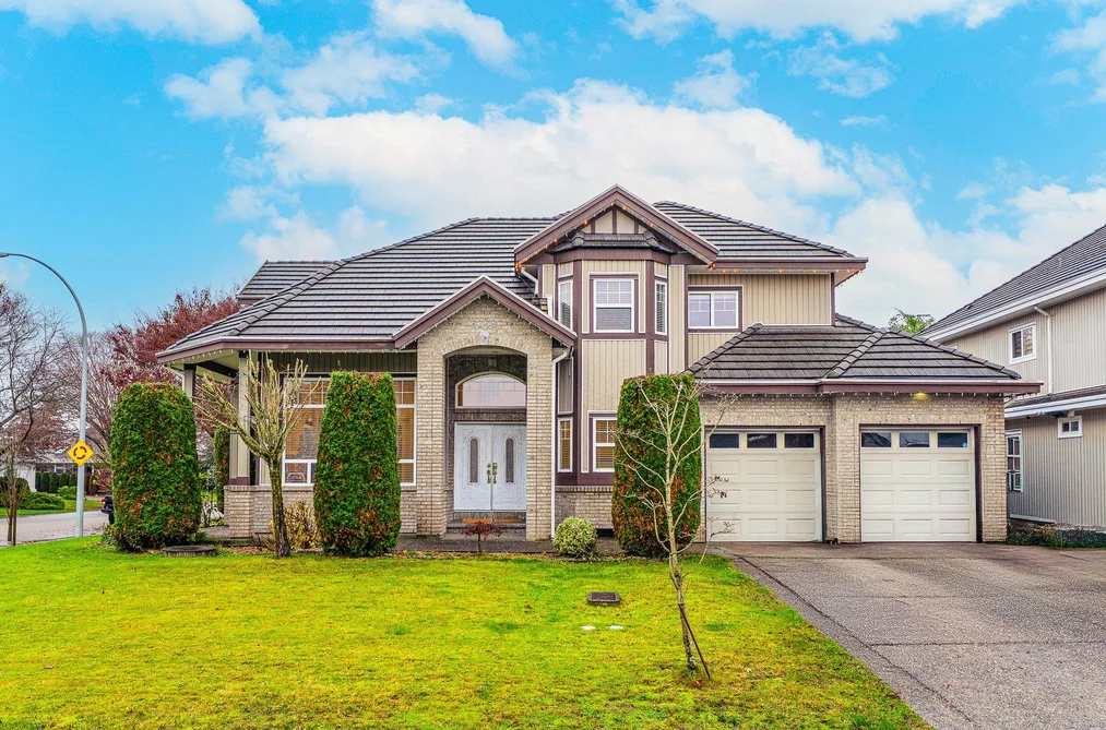 6368 189A STREET, Surrey BC V3S 8S3, Surrey BC — Residential for Sale - Photo 2