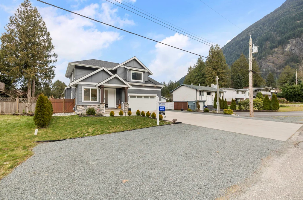 63711 ROSEWOOD AVENUE, Hope BC V0X 1L2, Hope BC — Residential for Sale - Photo 2