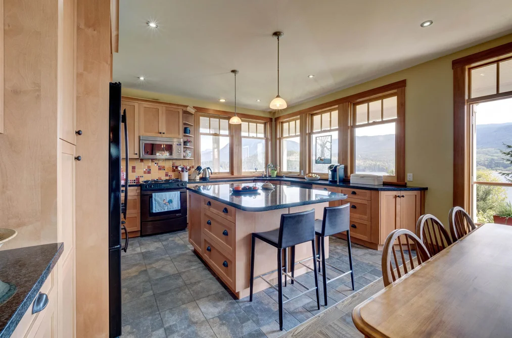 6373 N GALE AVENUE, Sechelt BC V7Z 0P7, Sechelt BC — Residential for Sale - Photo 7