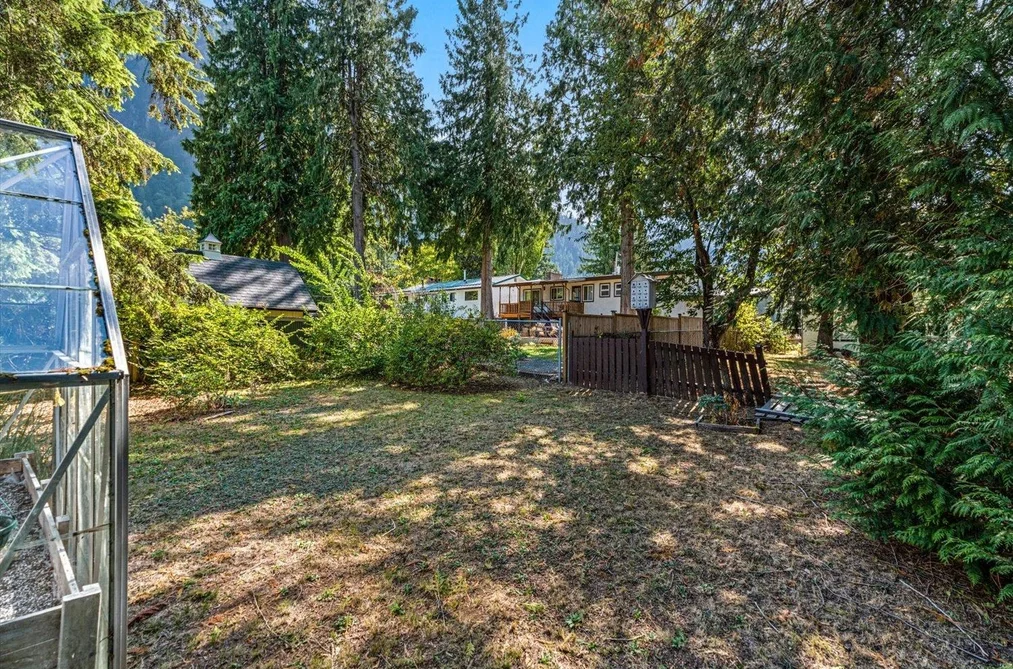 63752 Heather Avenue, Hope, BC - MLS: R3163851 - Photo 37 63752 Heather Avenue, Hope, BC - MLS: R3163851 - Photo 37