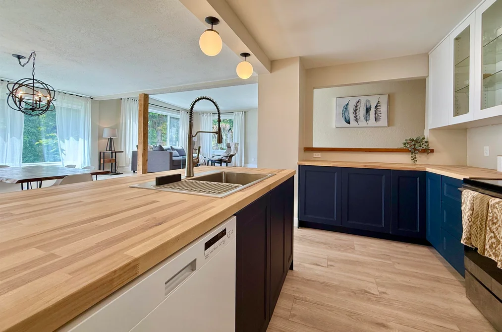 6376 SUNSHINE COAST HIGHWAY, Sechelt BC V7Z 0M3, Sechelt BC — Residential for Sale - Photo 6
