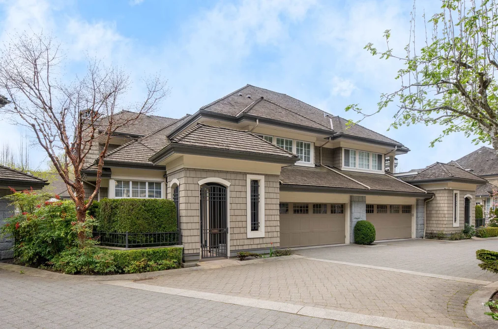 Townhouse for sale at 6380 Larkin Drive Vancouver British Columbia - MLS: R3116376