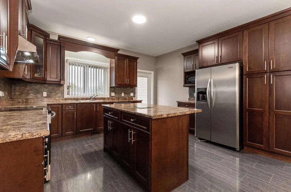 63861 OLD YALE ROAD, Hope BC V0X 1L2, Hope BC — Residential for Sale - Photo 2