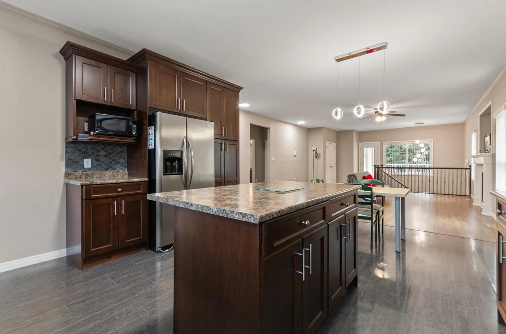 63861 OLD YALE ROAD, Hope BC V0X 1L2, Hope BC — Residential for Sale - Photo 4