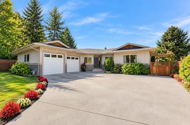 6388 Piper Pl, Sechelt, BC - MLS: R3169054