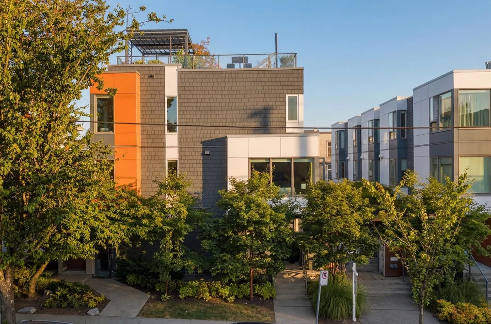 Townhouse for sale at 639 Victoria Drive Vancouver British Columbia - MLS: R3165059
