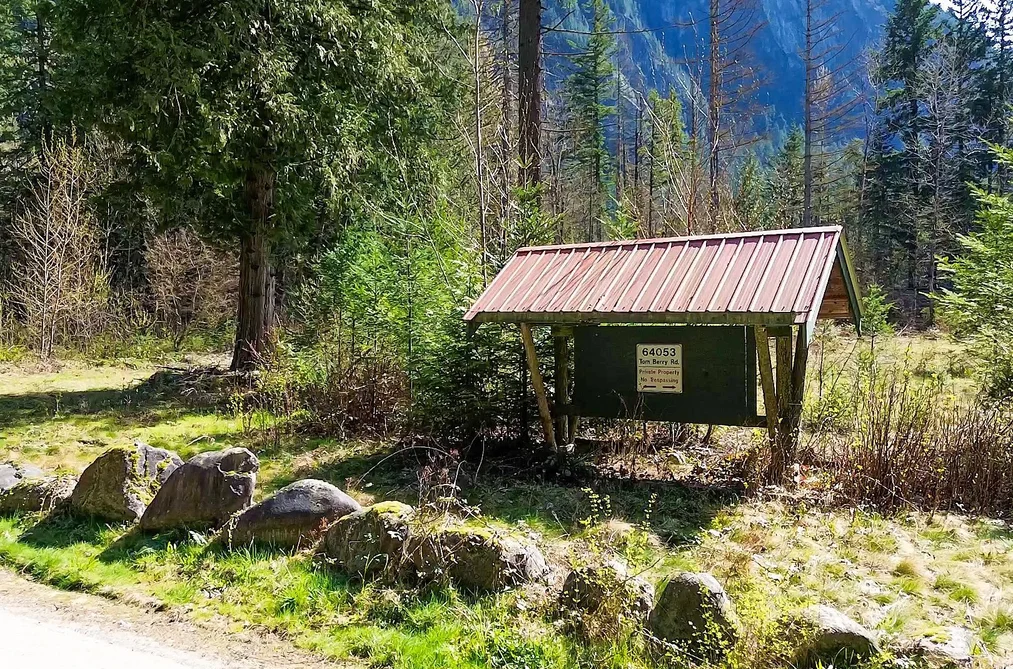 Property for sale at 64053 Tom Berry Road Hope British Columbia - MLS: R3098244