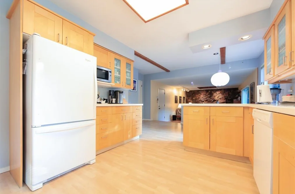 6415 BUCKINGHAM DRIVE, Burnaby BC V5E 3Y7, Burnaby BC — Residential for Sale - Photo 7
