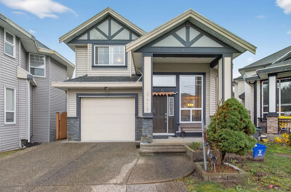 House for sale at 6418 137a Street Surrey British Columbia - MLS: R3125934