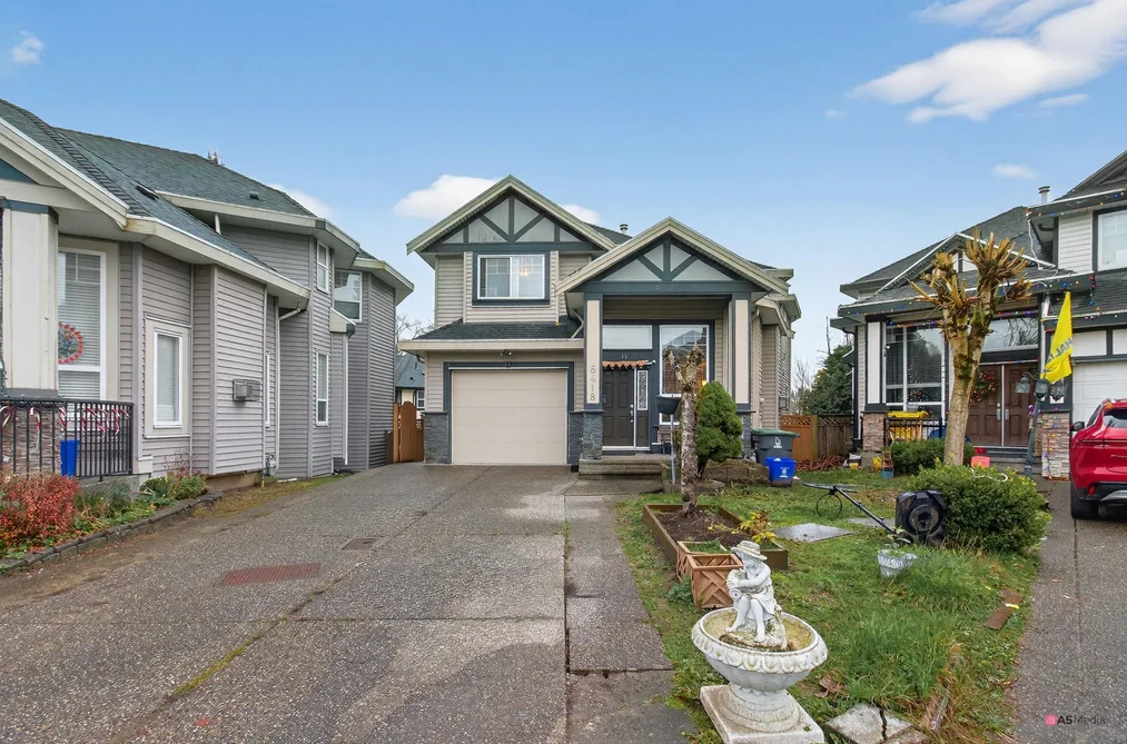 6418 137A STREET, Surrey BC V3W 1S6, Surrey BC — Residential for Sale - Photo 2