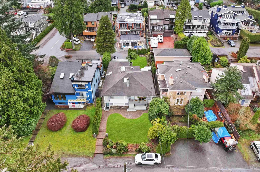 6422 DOUGLAS STREET, West Vancouver BC V7W 2G2, West Vancouver BC — Residential for Sale - Photo 2