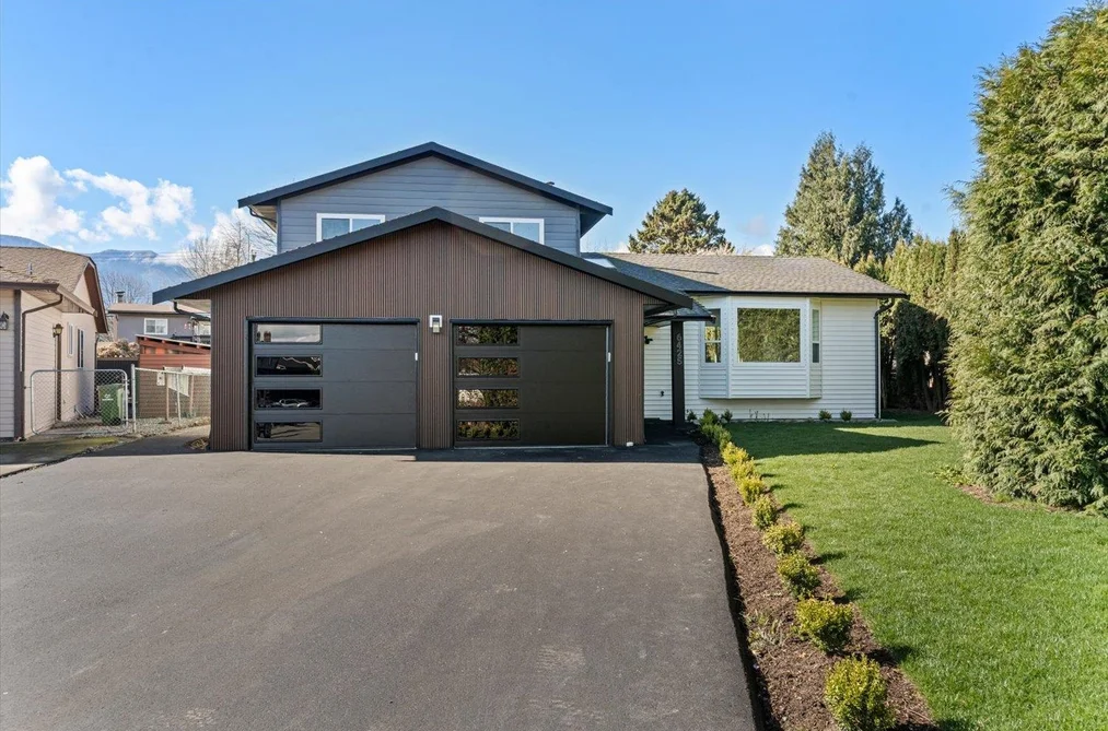 6425 SWANSON STREET, Chilliwack BC V2R 1R2, Chilliwack BC — Residential for Sale - Photo 3
