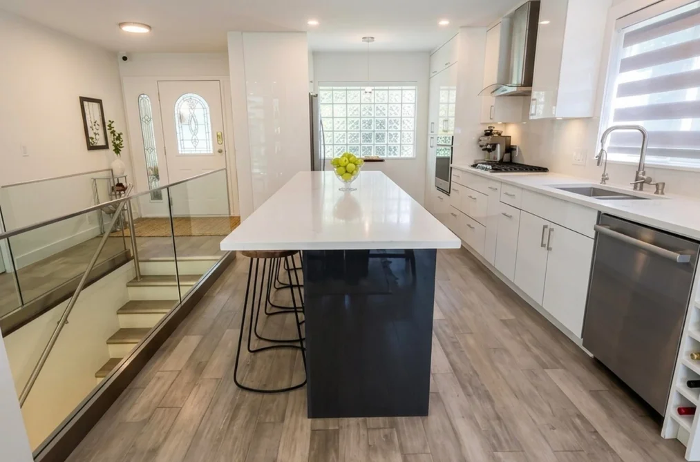 6430 FOX STREET, West Vancouver BC V7W 2C4, West Vancouver BC — Residential for Sale - Photo 2