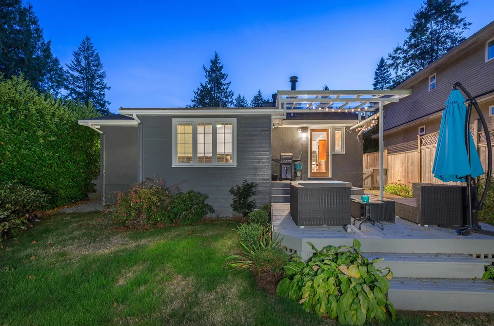 House for sale at 6431 Rosebery Avenue West Vancouver British Columbia - MLS: R3113809