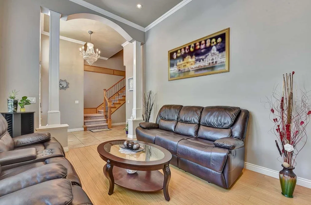 6436 141A Street, Surrey, BC - MLS: R3162342 - Photo 3 6436 141A Street, Surrey, BC - MLS: R3162342 - Photo 3