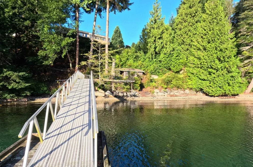 6448 N GALE AVENUE, Sechelt BC V7Z 0L1, Sechelt BC — Residential for Sale - Photo 5
