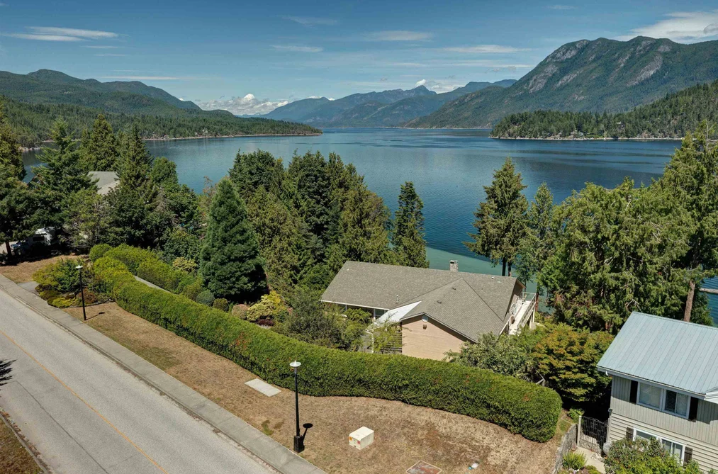 6448 N GALE AVENUE, Sechelt BC V7Z 0L1, Sechelt BC — Residential for Sale - Photo 7