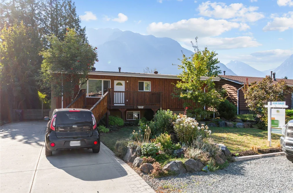House for sale at 648 Willow Street Hope British Columbia - MLS: R3112577