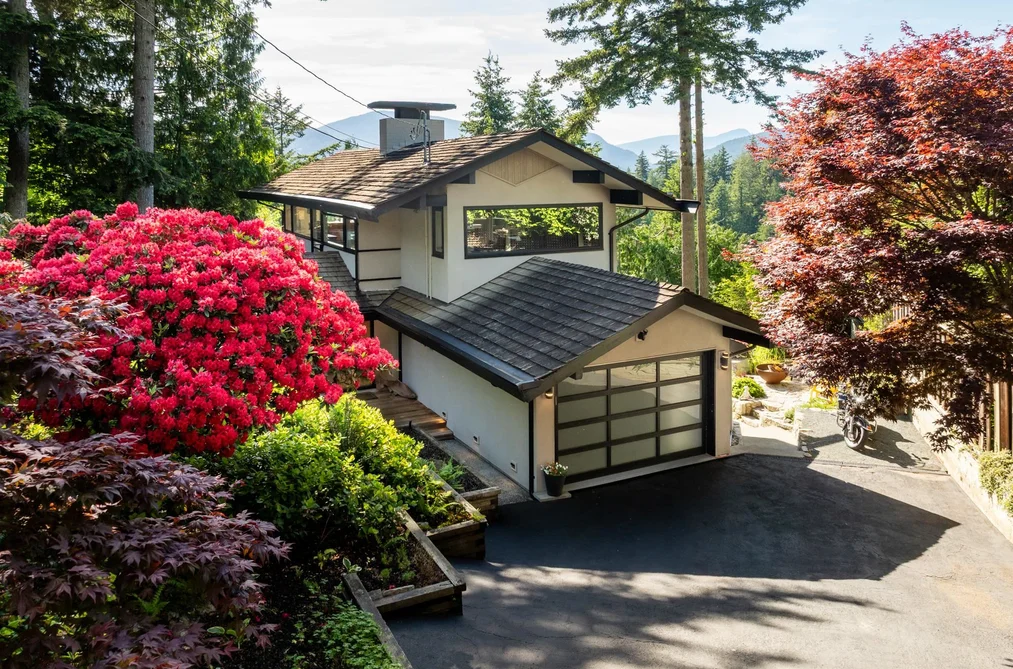 House for sale at 6485 Madrona Crescent West Vancouver British Columbia - MLS: R3133250