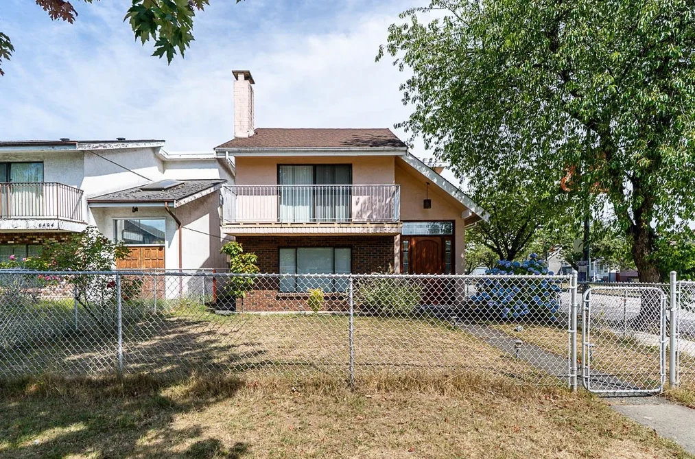 House for sale at 6496 Quebec Street Vancouver British Columbia - MLS: R3154782
