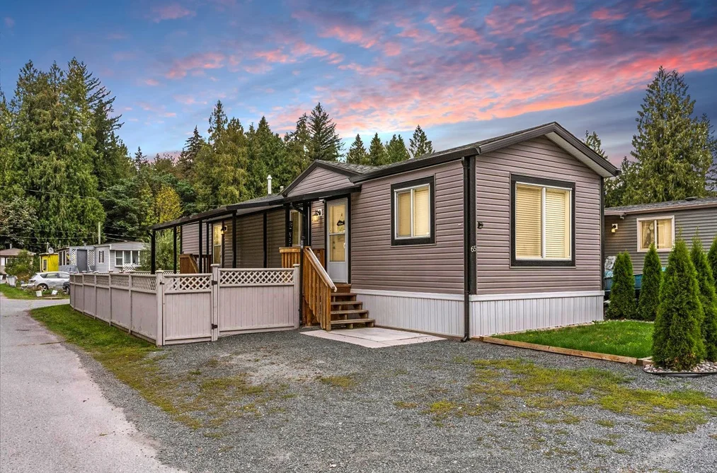 Manufactured Home for sale at 65 3942 Columbia Valley Road Cultus Lake British Columbia - MLS: R3105257