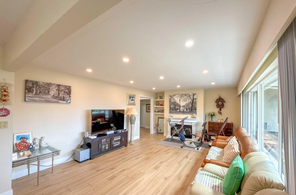 652 SHAW AVENUE, Coquitlam BC V3K 2R6, Coquitlam BC — Residential for Sale - Photo 3