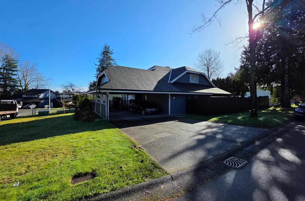 House for sale at 6524 133a Street Surrey British Columbia - MLS: R3093946
