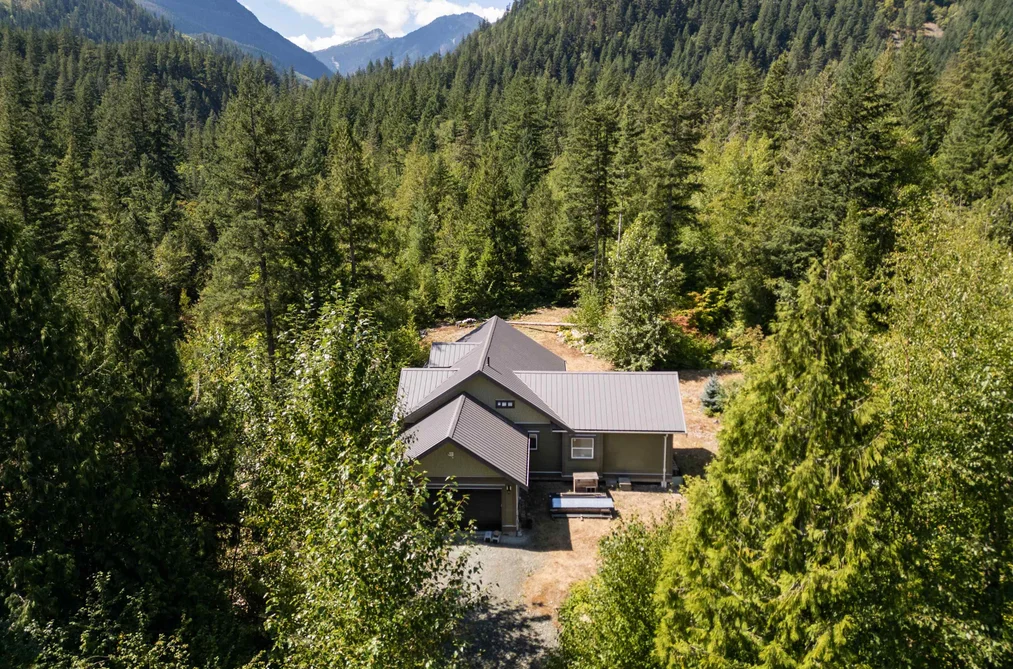 House for sale at 65356 Wotten Road Hope British Columbia - MLS: R3155847