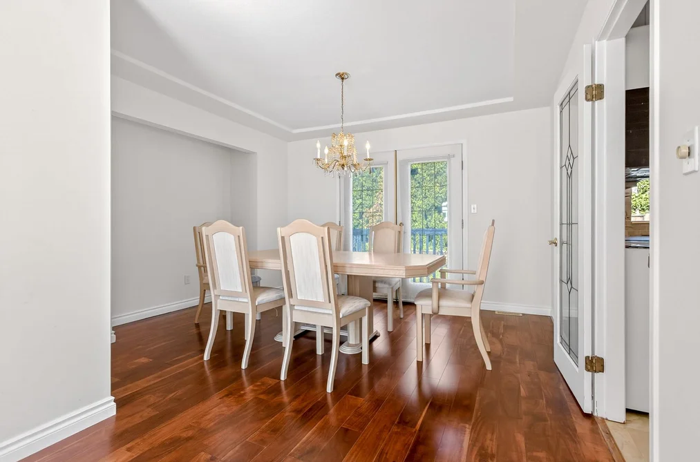654 WALNUT PLACE, Coquitlam BC V3J 7T5, Coquitlam BC — Residential for Sale — Photo 8 of 40