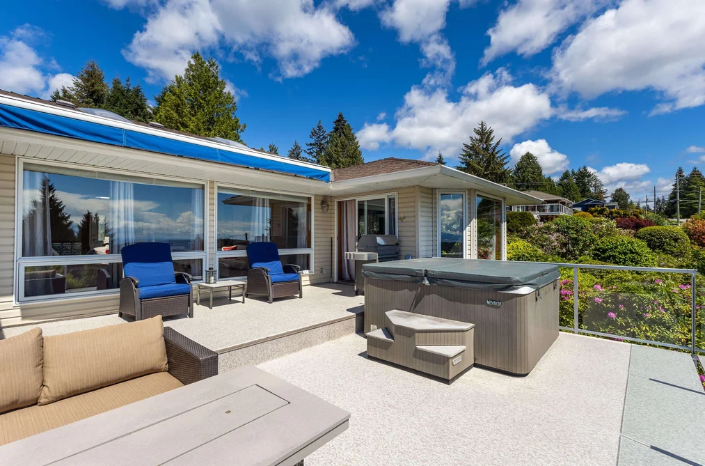 6540 JASPER ROAD, Sechelt BC V7Z 0S9, Sechelt BC — Residential for Sale - Photo 2