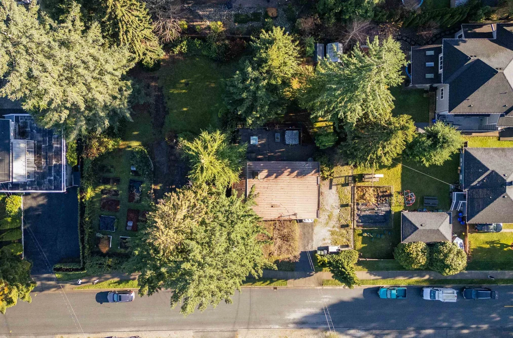 House for sale at 655 Macintosh Street Coquitlam British Columbia - MLS: R3128041