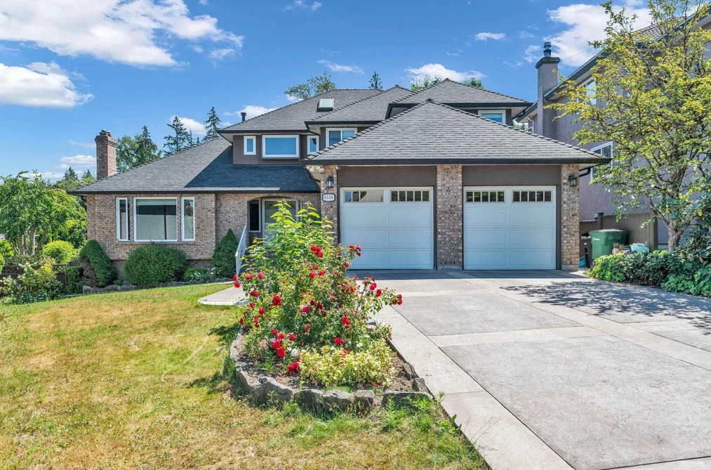 House for sale at 6550 Albery Place Burnaby British Columbia - MLS: R3018954