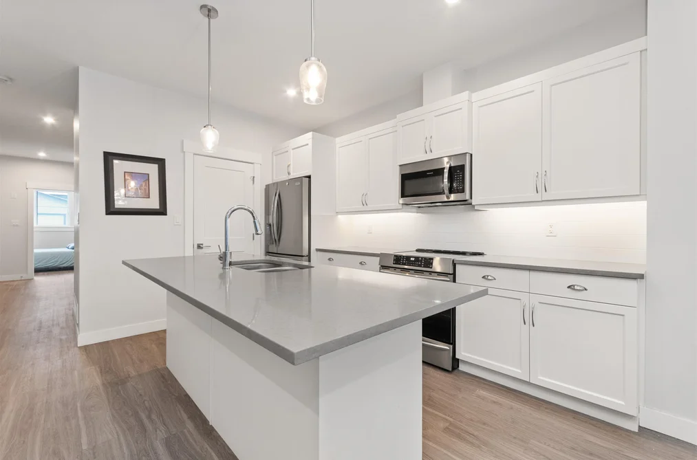 65553 SKYLARK LANE, Hope BC V0X 1L1, Hope BC — Residential for Sale - Photo 2