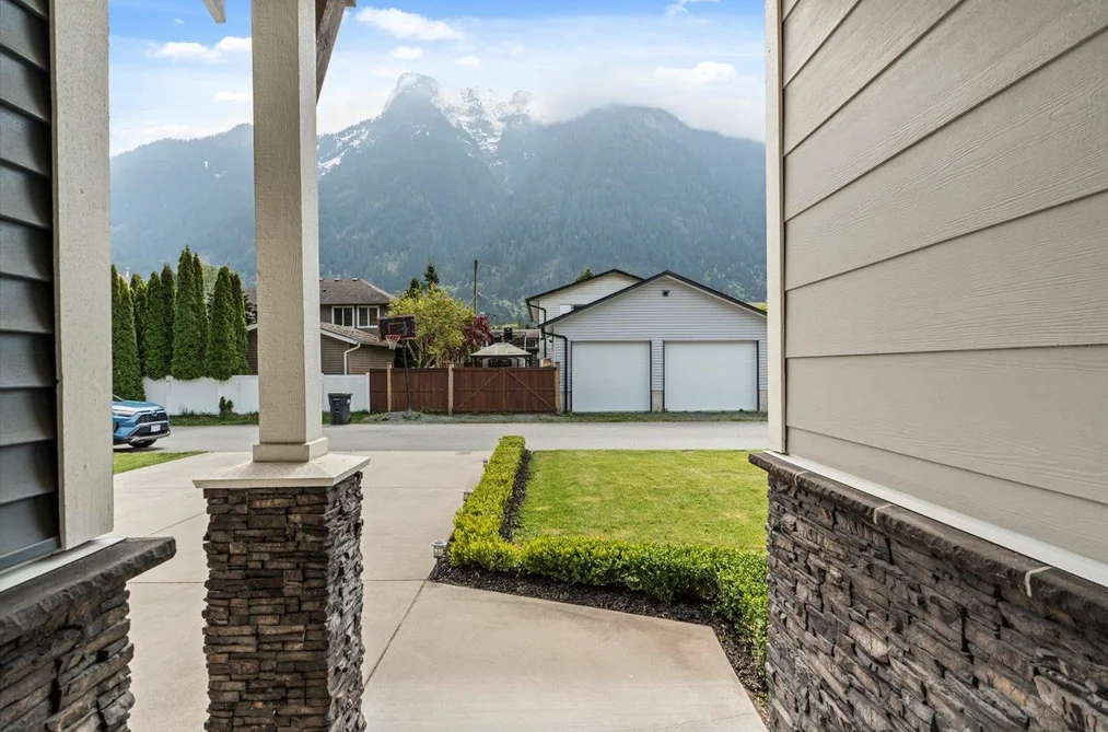 65561 SKYLARK LANE, Hope BC V0X 1L1, Hope BC — Residential for Sale - Photo 3