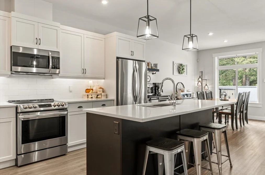 65561 SKYLARK LANE, Hope BC V0X 1L1, Hope BC — Residential for Sale - Photo 4