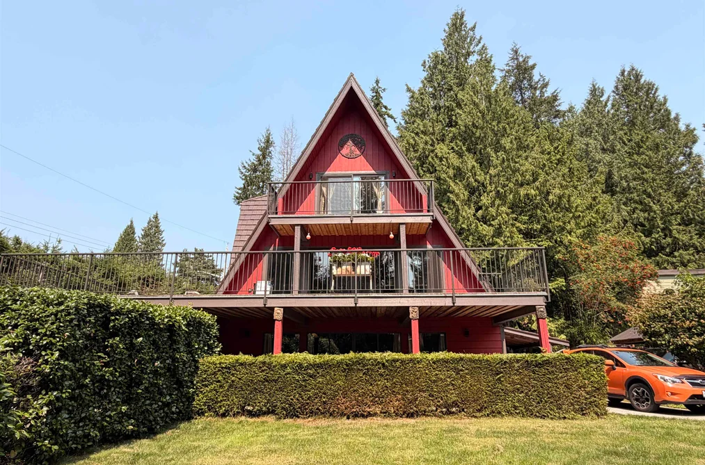 House for sale at 6568 Pickleball Court Sechelt British Columbia - MLS: R3153920