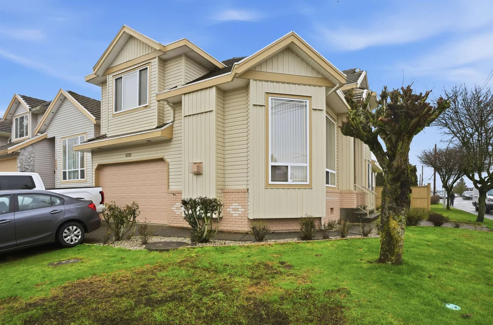 6593 125A STREET, Surrey BC V3W 6S9, Surrey BC — Residential for Sale - Photo 2