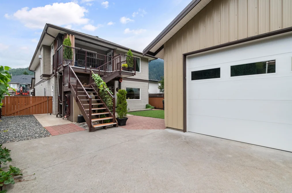 66022 PARK AVENUE, Hope BC V0X 1L1, Hope BC — Residential for Sale - Photo 4