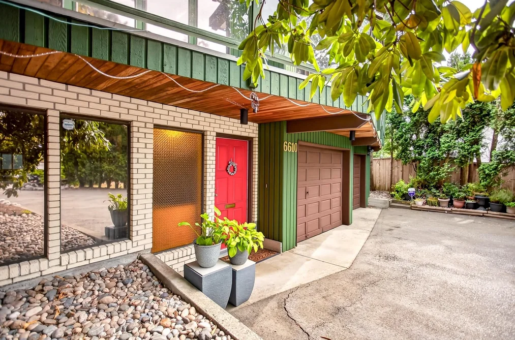 6610 Toderick Street, Vancouver, BC - House for Sale - Photo 3 of 39 6610 Toderick Street, Vancouver, BC - House for Sale - Photo 3 of 39
