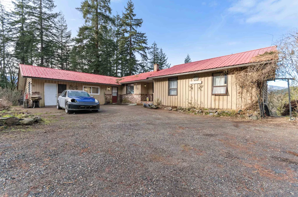 66176 KAWKAWA LAKE ROAD, Hope BC V0X 1L1, Hope BC — Residential for Sale - Photo 2