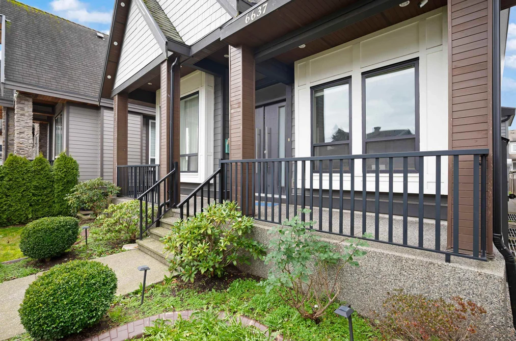 6637 121A STREET, Surrey BC V3W 0H8, Surrey BC — Residential for Sale - Photo 3